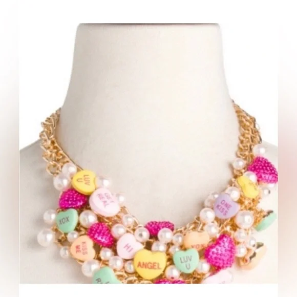 Betsey Johnson SWEETHEART heart shaped pastel charm Bib‎ Necklace brand new - Picture 2 of 4